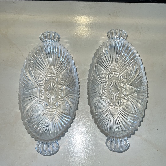 Set of Two Vintage Dishes - Picture 1 of 8